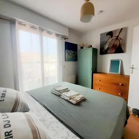 Apartament Lumineux Avec Terrasses